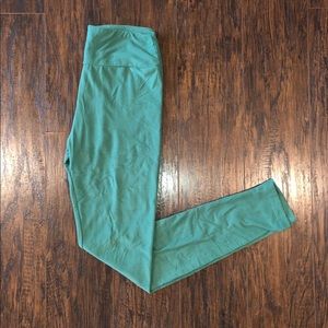 Lularoe One Size Leggings Forest Green